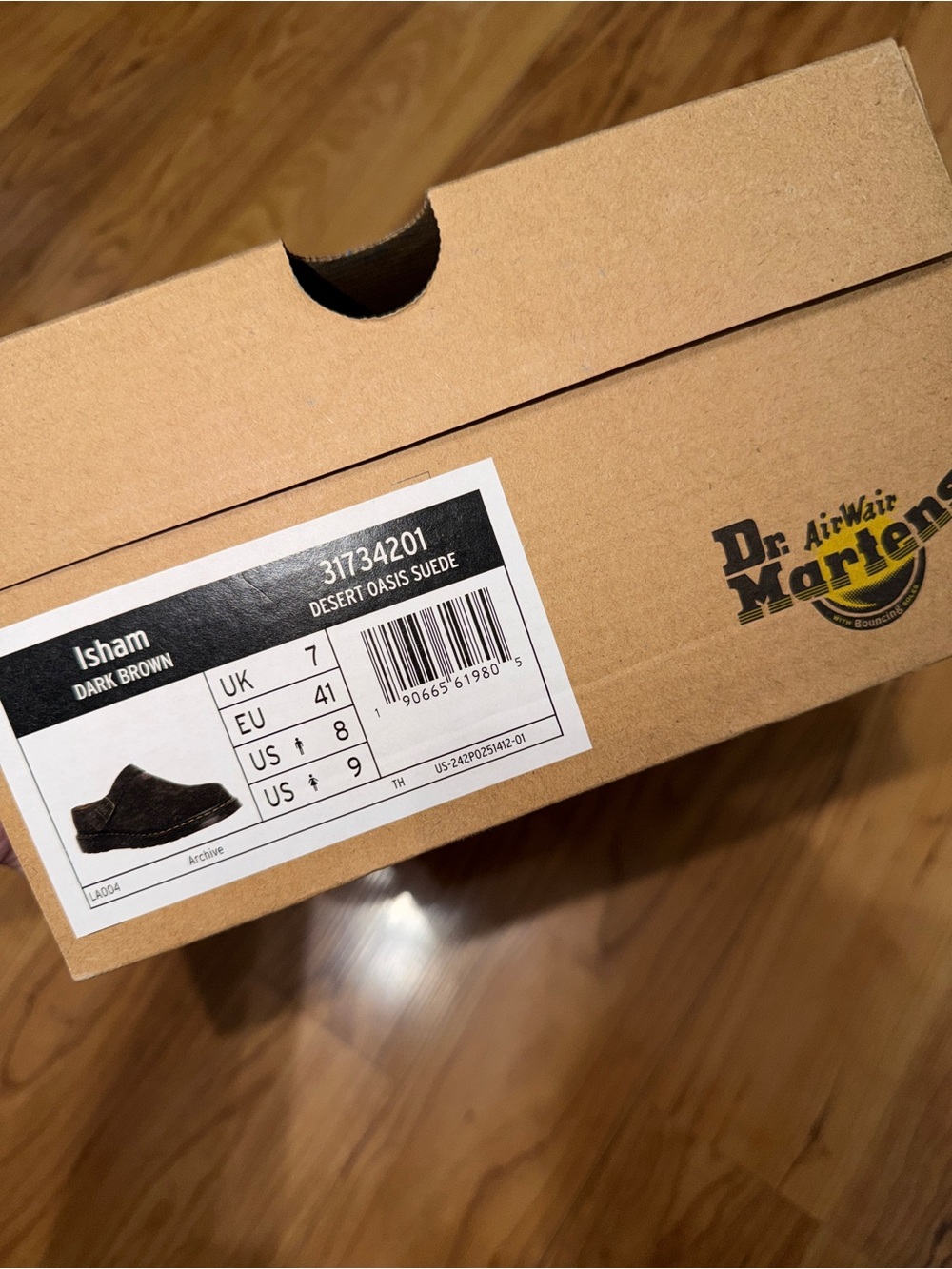 BRAND NEW DR MARTENS - Picture 5 of 5